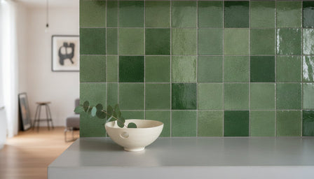Zellige vert : La tendance incontournable pour sublimer votre intérieur en 2026
