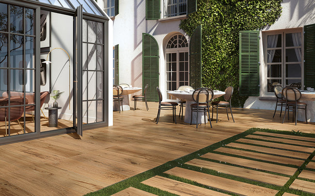 Serenissima I Roveri en situation — carrelage effet bois