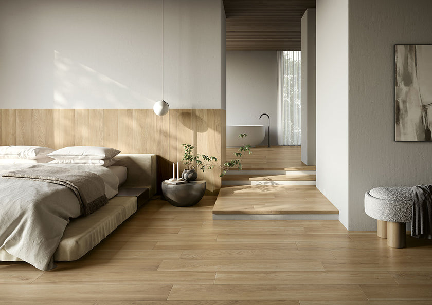 Serenissima Àcanto Miele en situation — carrelage effet bois