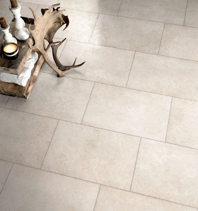 B&B Kayros en situation — carrelage effet pierre