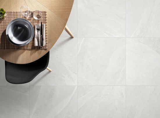 CRZ64 Rock en situation — carrelage effet pierre