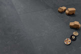 CRZ64 Sandhamn en situation — carrelage effet pierre