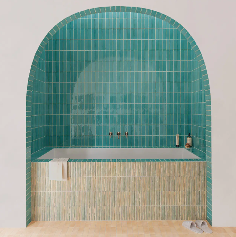 WOW CASABLANCA WATER 5x15 GLOSSY