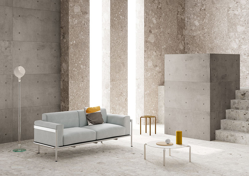 Fioranese Dot Grigio Scuro en situation — carrelage effet béton