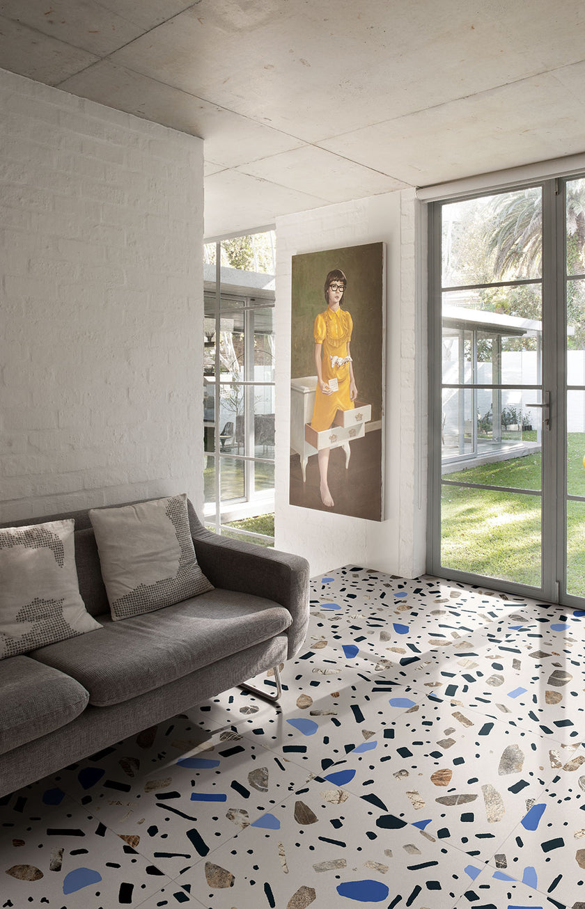 Fioranese Fio. Ghiaia Maxi Grigio en situation — carrelage effet terrazzo