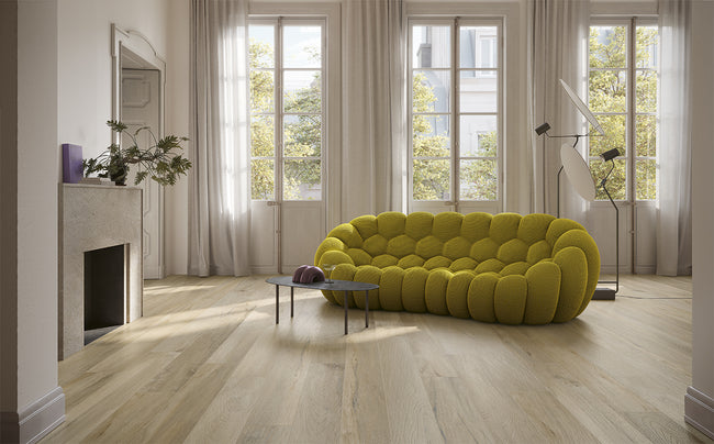 Serenissima I Lecci Leccio Gentile en situation — carrelage effet bois