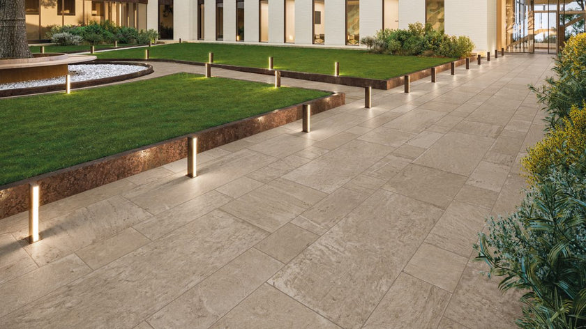 NOVOCERAM LOSA BANDES ROMAINES AQUITANIA OUTDOOR PLUS 20 mm — Calcite en composition