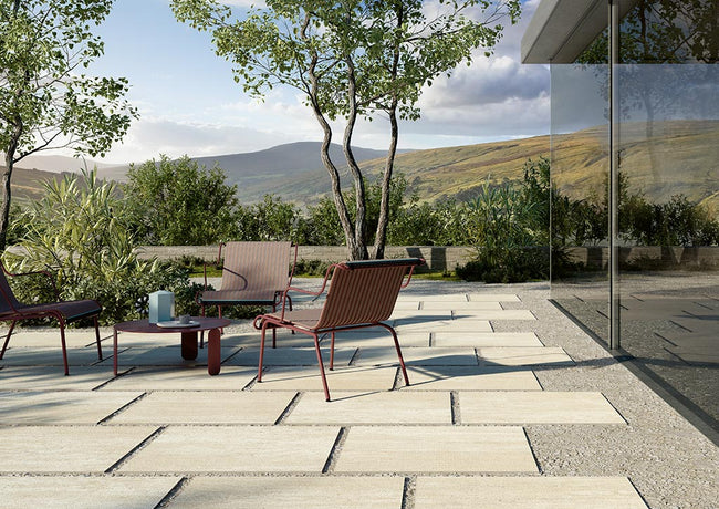 Fioranese Senzatempo Avorio en situation — carrelage effet travertin