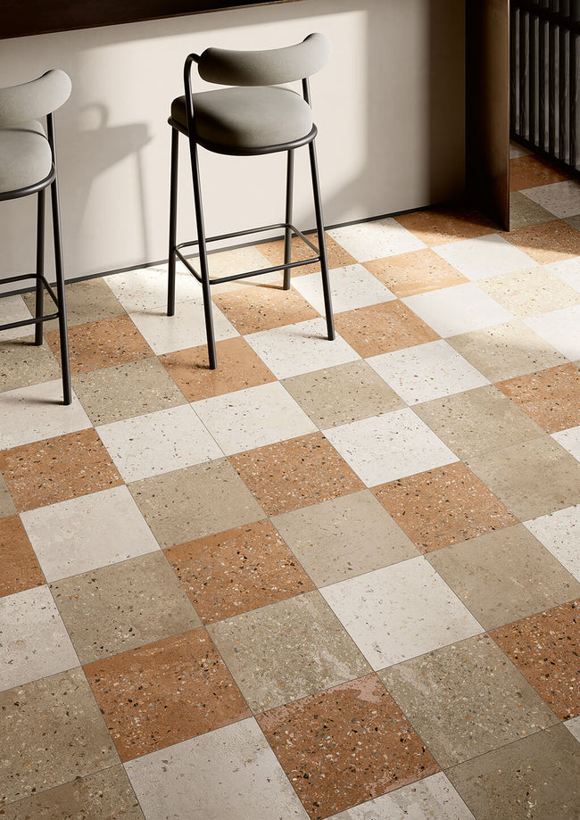 Fioranese Alchimia Perla en situation — carrelage effet béton