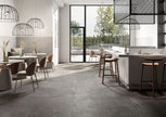 Fioranese Kintsugi Storm en situation — carrelage effet béton