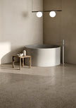 Fioranese Bits Greige en situation — carrelage effet terrazzo