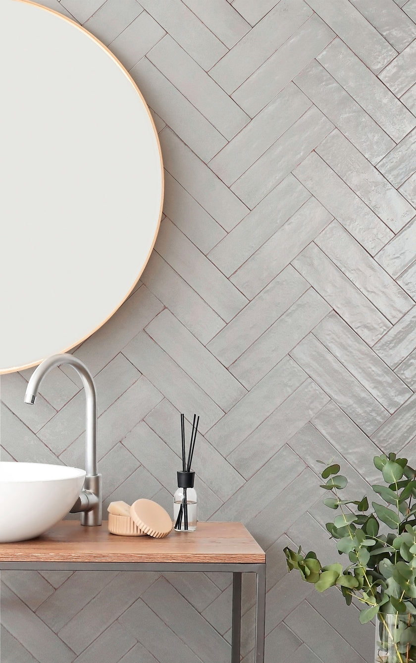 Carrelage effet zellige Kerion Terra Lucida Grigio 8x30 cm – vue 3