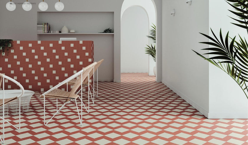 WOW Solid – salle à manger, mur en Solid XS Cotto et Solid S Chalk, sol en Solid S Cotto et Solid M Chalk