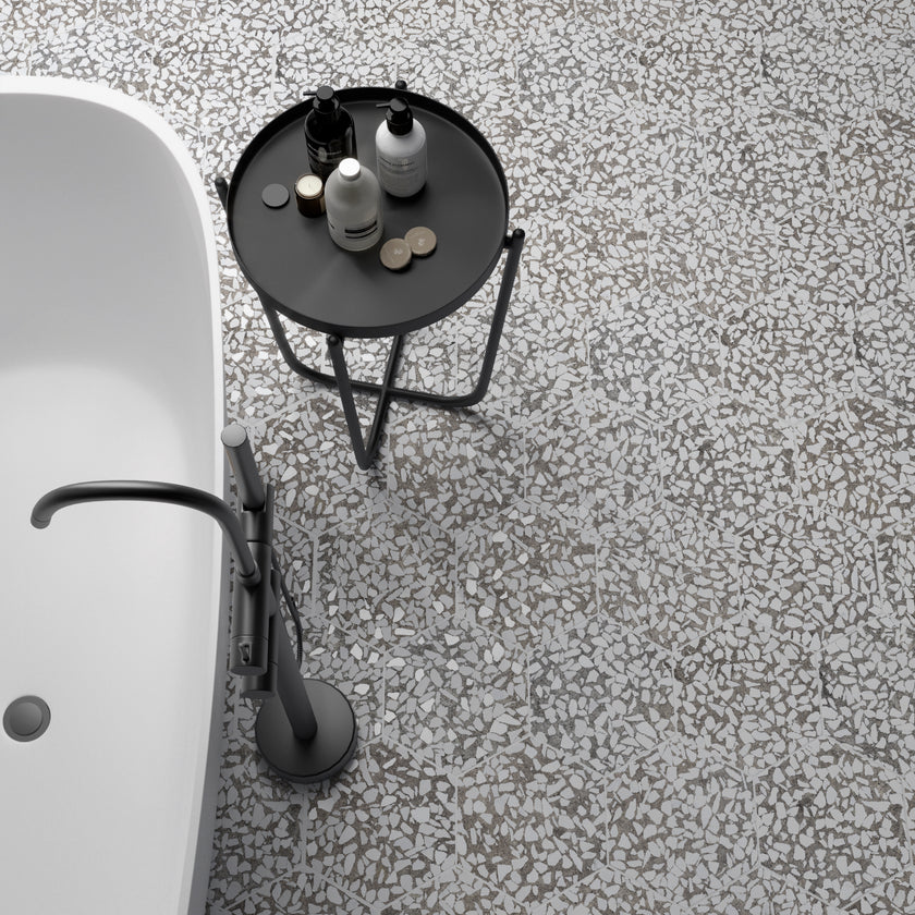 CIFRE CERAMICA Riazza en situation
