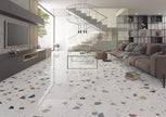 ARCANA Stracciatella en situation — carrelage effet terrazzo