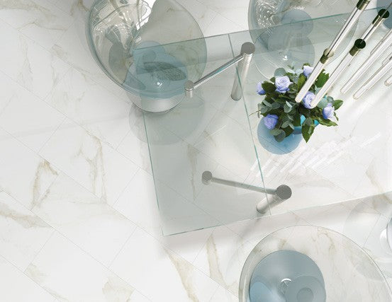Carrelage effet marbre Cerdomus Calacatta — ambiance 2