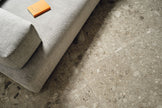 Fioranese Frammenta Beige en situation — carrelage effet pierre
