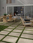 POLIS N.Y.C. en situation — carrelage effet béton