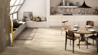 POLIS Slowood en situation — carrelage effet bois