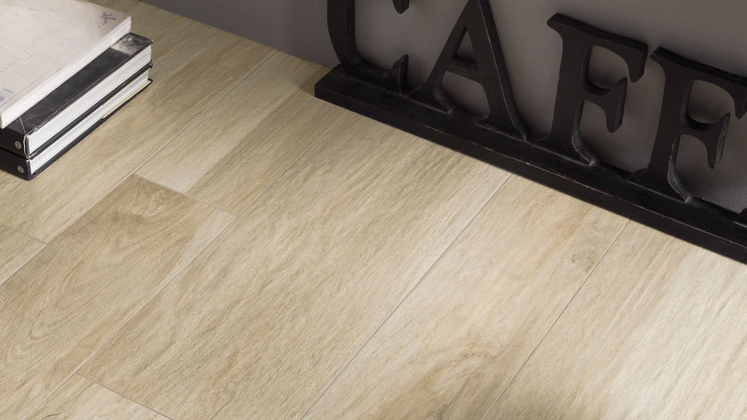 POLIS Vogue en situation — carrelage effet bois