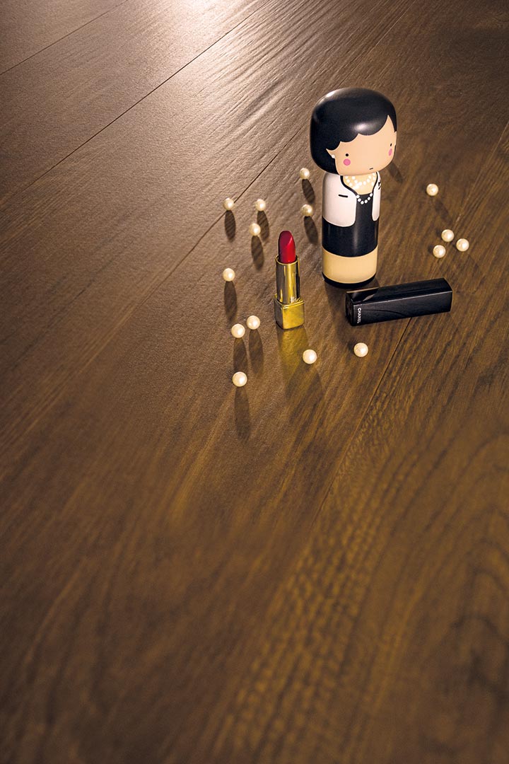 Ambiance carrelage VIVES OTTAWA MARRON Doll Closeup